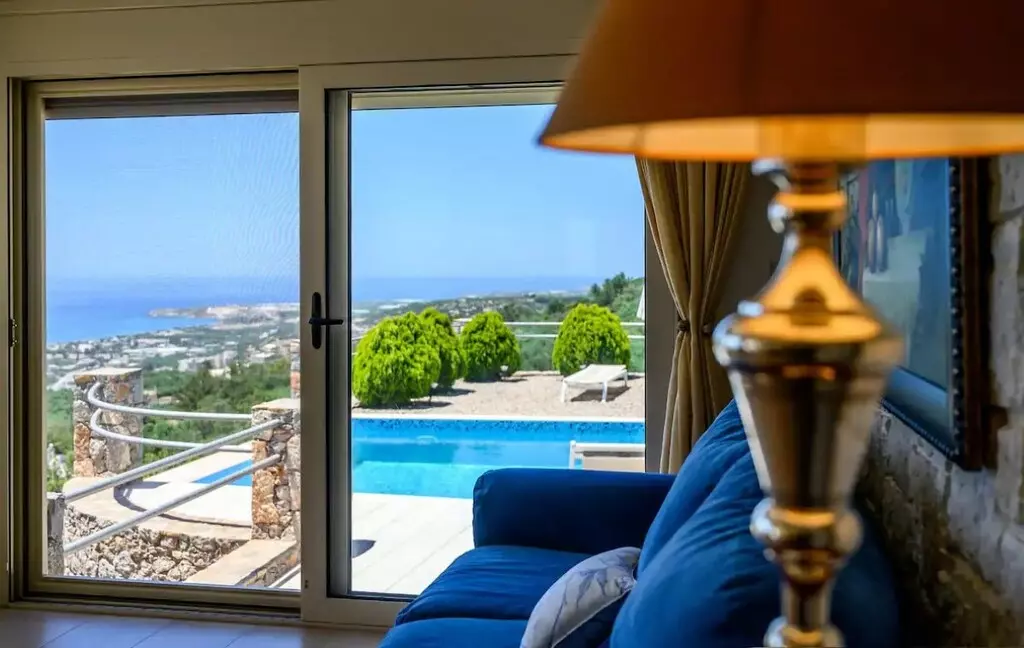 For Sale Villa 340 M² In Crete