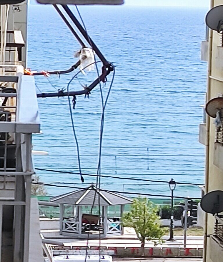 1-bedroom Flat In Alimos, Greece (80 M²)