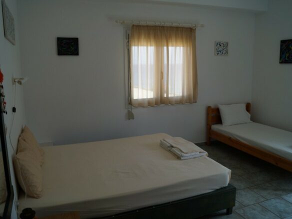 Business In Siteia, Greece (300 M²)