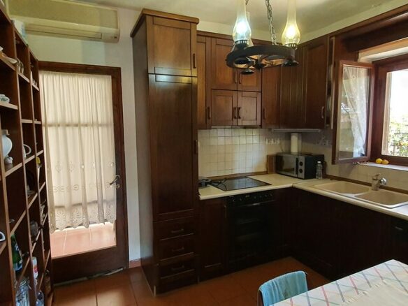 3-bedroom Detached House In Poligiros, Greece (170 M²)