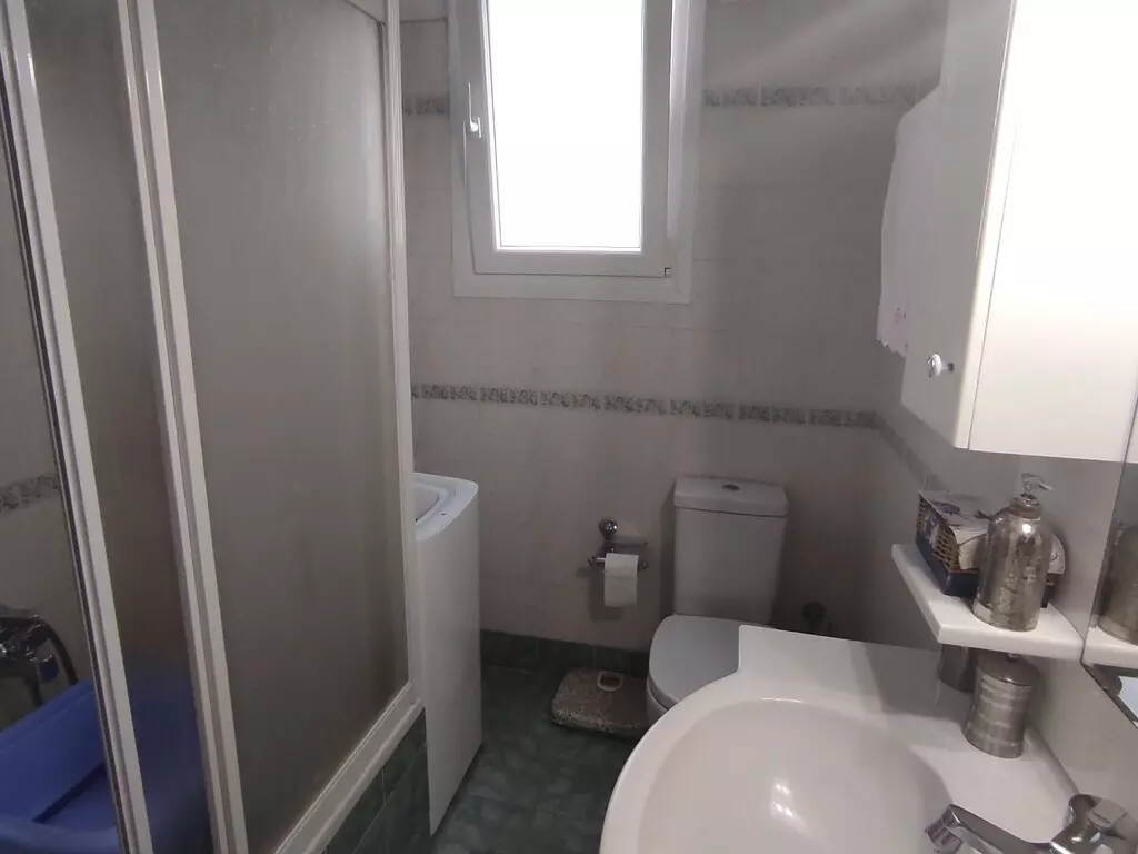 1-bedroom Flat In Alimos, Greece (80 M²)