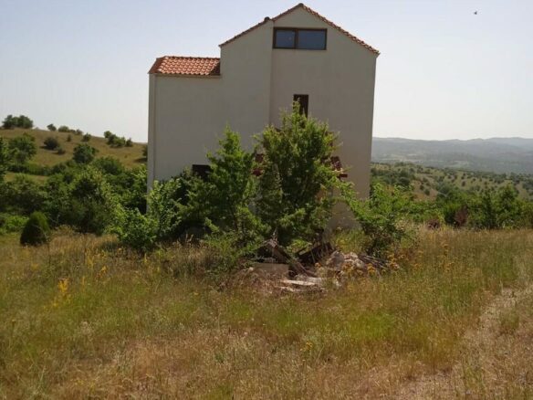 3-bedroom Detached House In Lagkadas, Greece (300 M²)