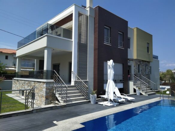 For Sale Villa 370 M² In Kassandra, Chalkidiki