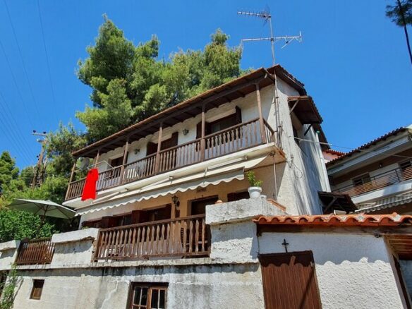 3-bedroom Detached House In Poligiros, Greece (170 M²)