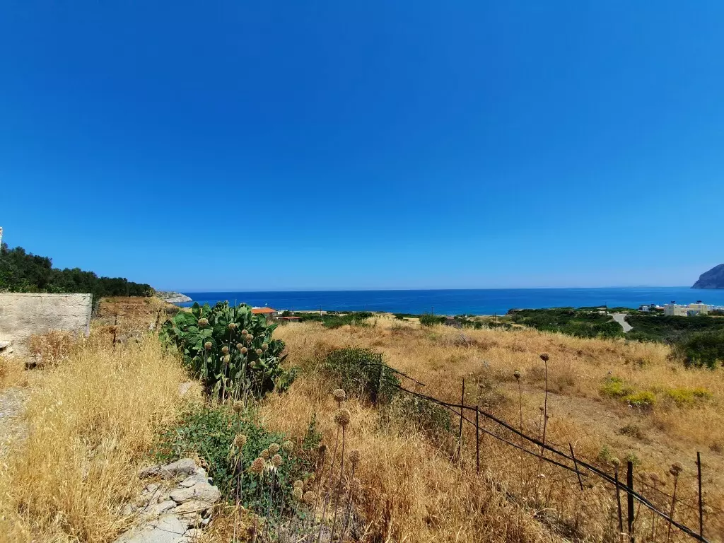 For Sale Land 21000 M² In Crete