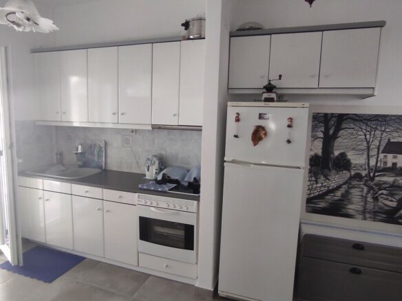 1-bedroom Flat In Alimos, Greece (80 M²)