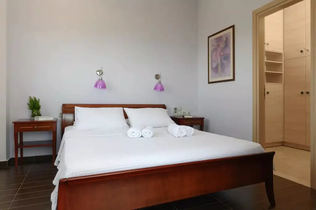 For Sale Villa 340 M² In Crete
