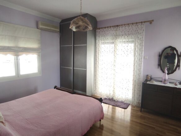 1-bedroom Flat In Alimos, Greece (80 M²)