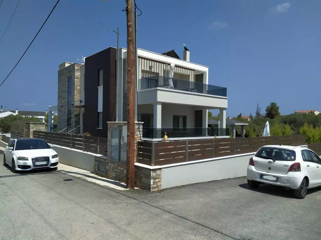 For Sale Villa 370 M² In Kassandra, Chalkidiki