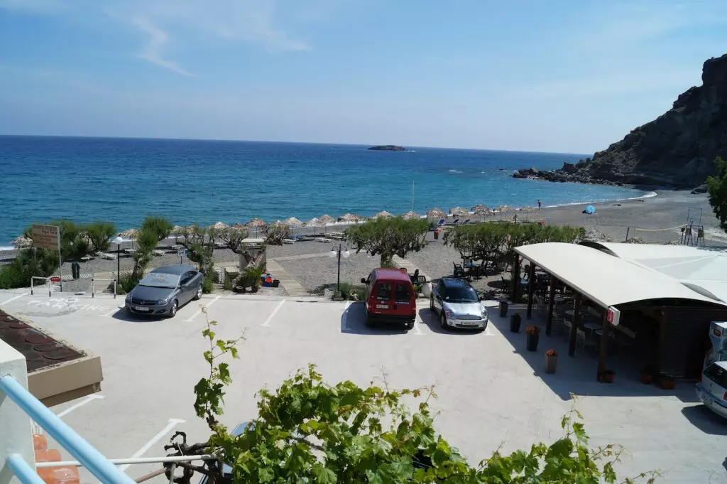 For Sale Business 300 M² In Crete