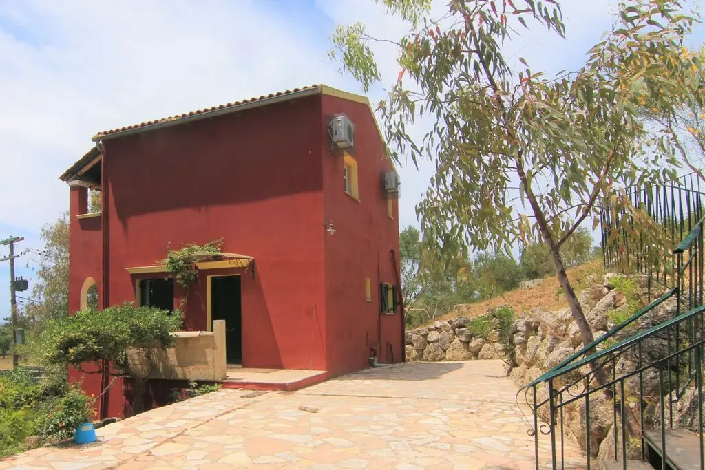 For Sale Detached House 180 M² In Corfu