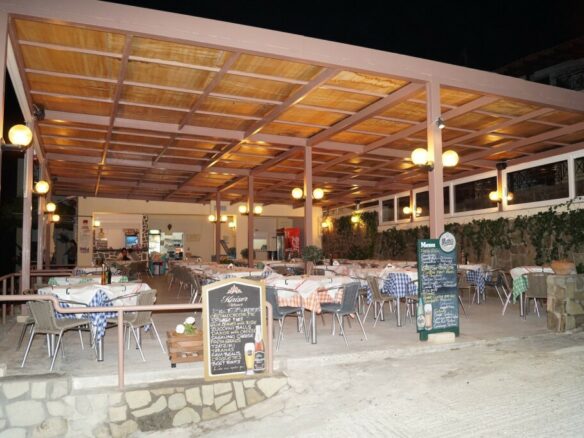 Business In Siteia, Greece (300 M²)