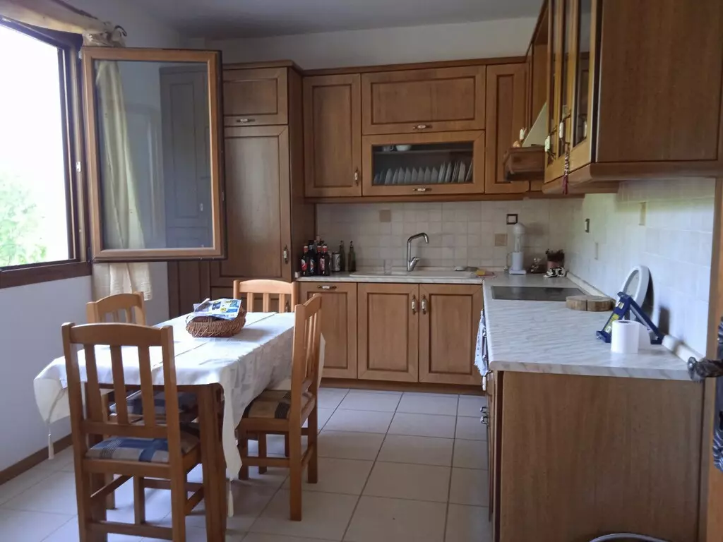 For Sale Detached House 300 M² In The Suburbs Of Thessaloniki
