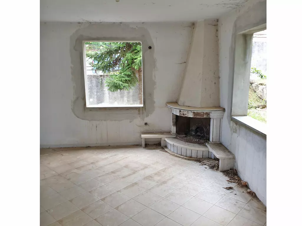 For Sale Detached House 400 M² On The Olympic Coast