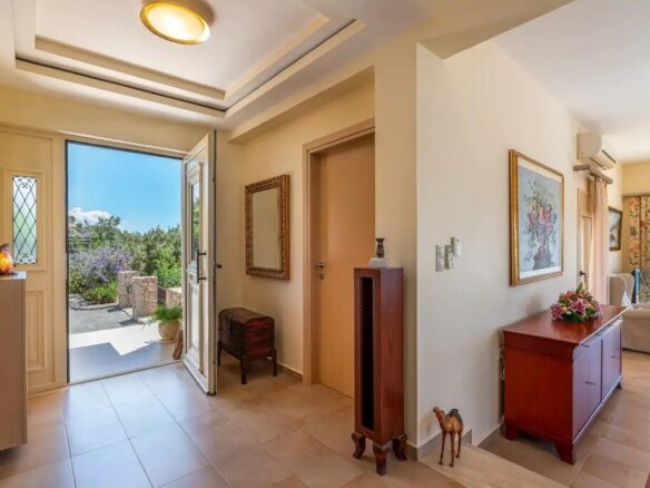 Villa In Ierapetra, Greece (340 M²)