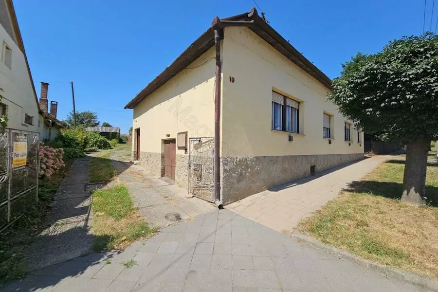 House Of 100 M² In Mágocs, Baranya