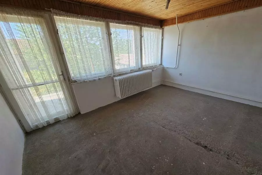 House In Bonyhád, Tolna