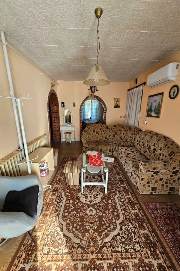 House In Döbrököz, Tolna