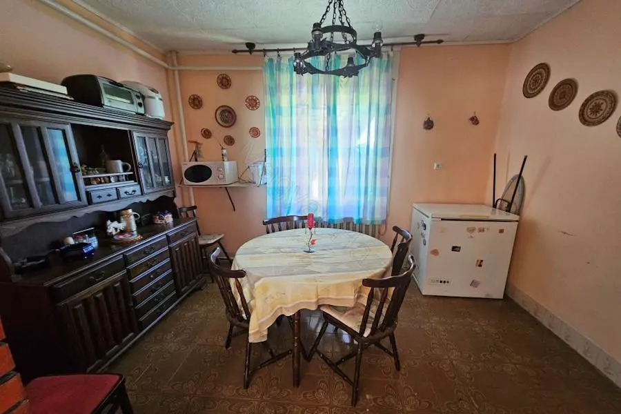 House In Döbrököz, Tolna