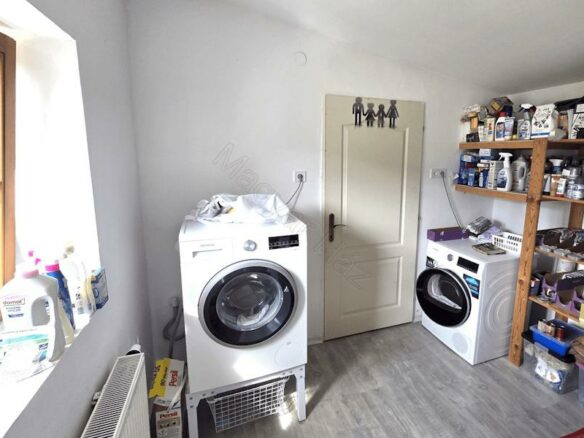 House Of 100 M² With 0 Features In Iharos, Somogy