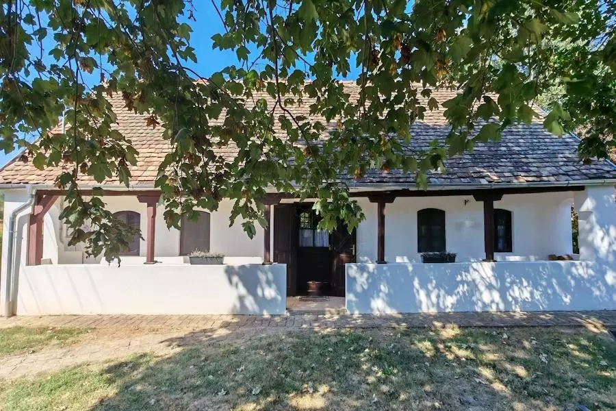 House In Ibafa, Baranya