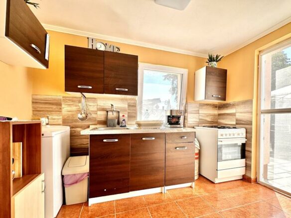 House Of 100 M² In Karmacs, Zala