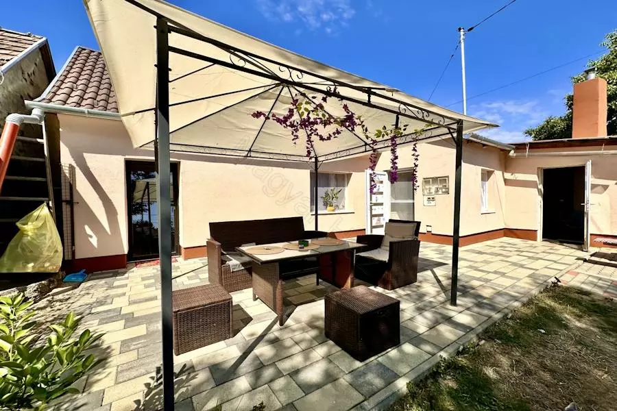 House Of 100 M² In Karmacs, Zala