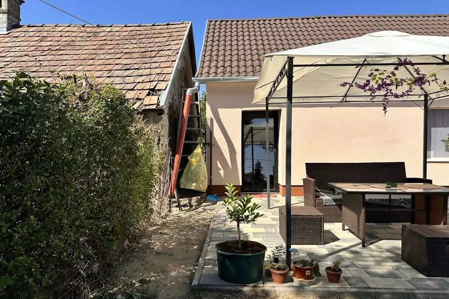 House Of 100 M² In Karmacs, Zala