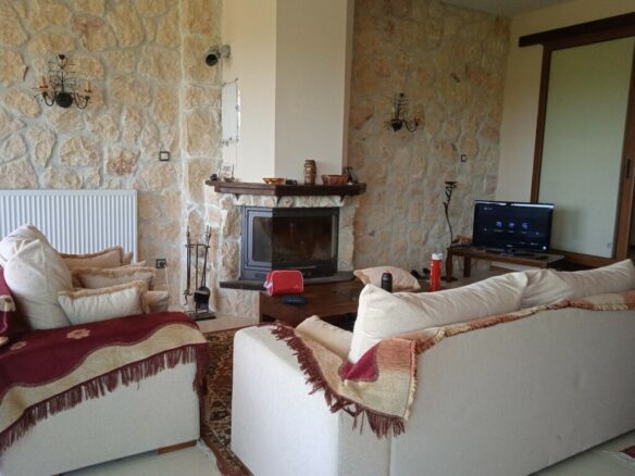 3-bedroom Detached House In Lagkadas, Greece (300 M²)