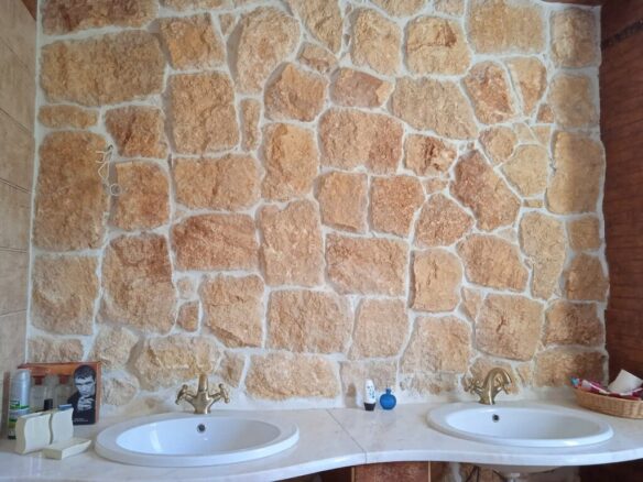 3-bedroom Detached House In Lagkadas, Greece (300 M²)