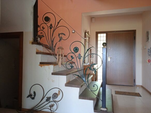 3-bedroom Detached House In Lagkadas, Greece (300 M²)