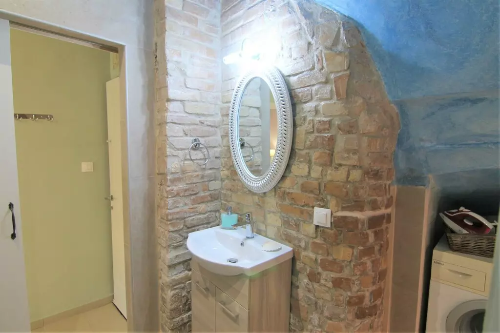 2-bedroom Flat In Corfu, Greece (59 M²)