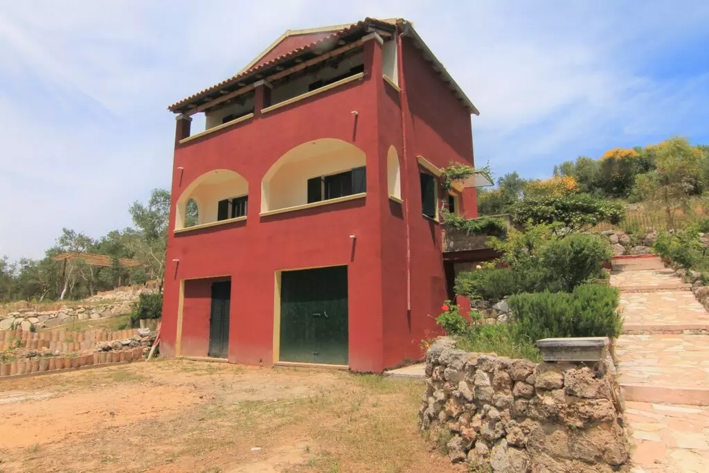 For Sale Detached House 180 M² In Corfu