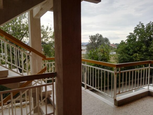 Building In Marathonas, Greece (1.204 M²)