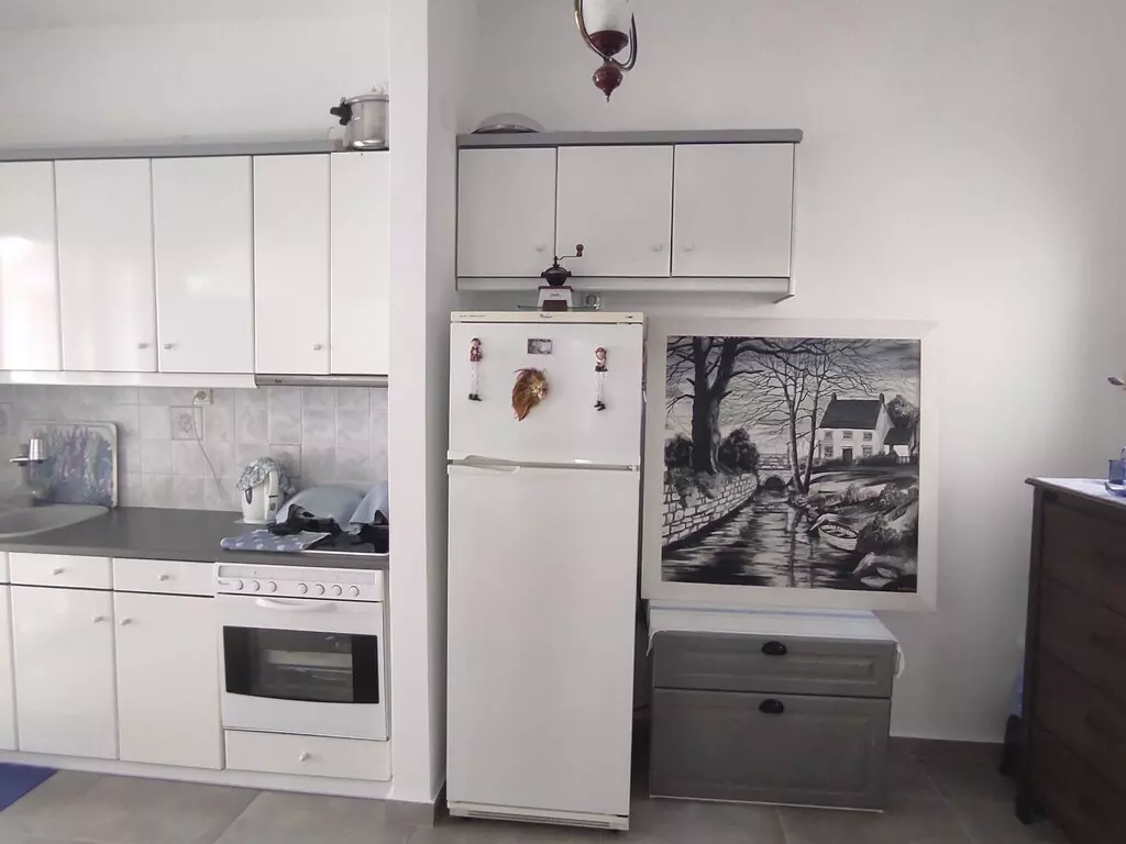 1-bedroom Flat In Alimos, Greece (80 M²)
