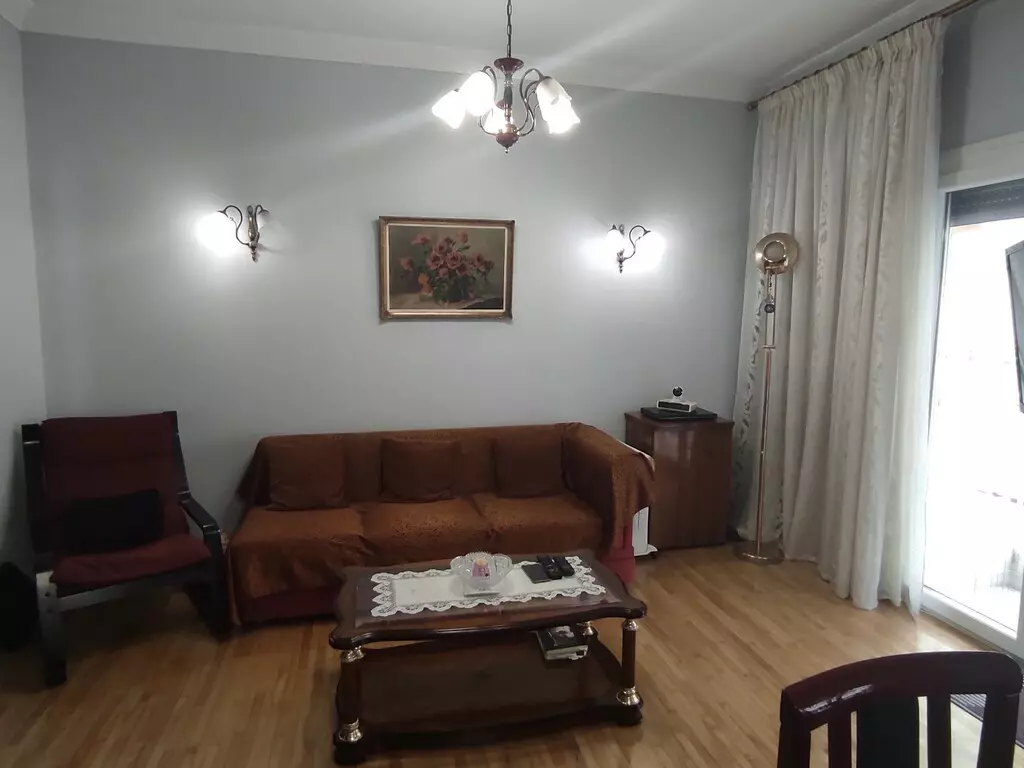 1-bedroom Flat In Alimos, Greece (80 M²)