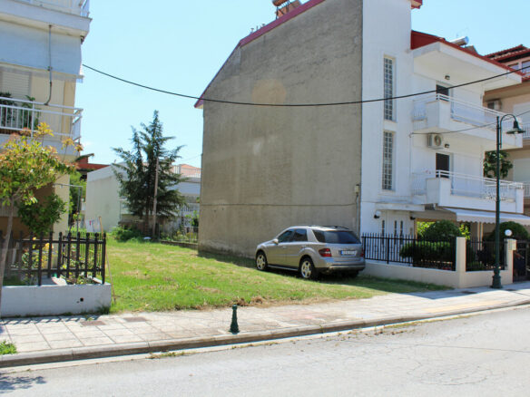 For Sale Land 250 M² On The Olympic Coast