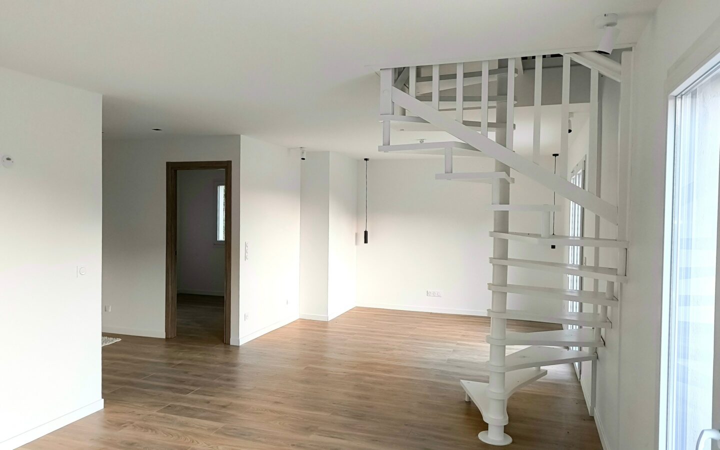 House Of 180 M² With Lake Views In Aiguebelette