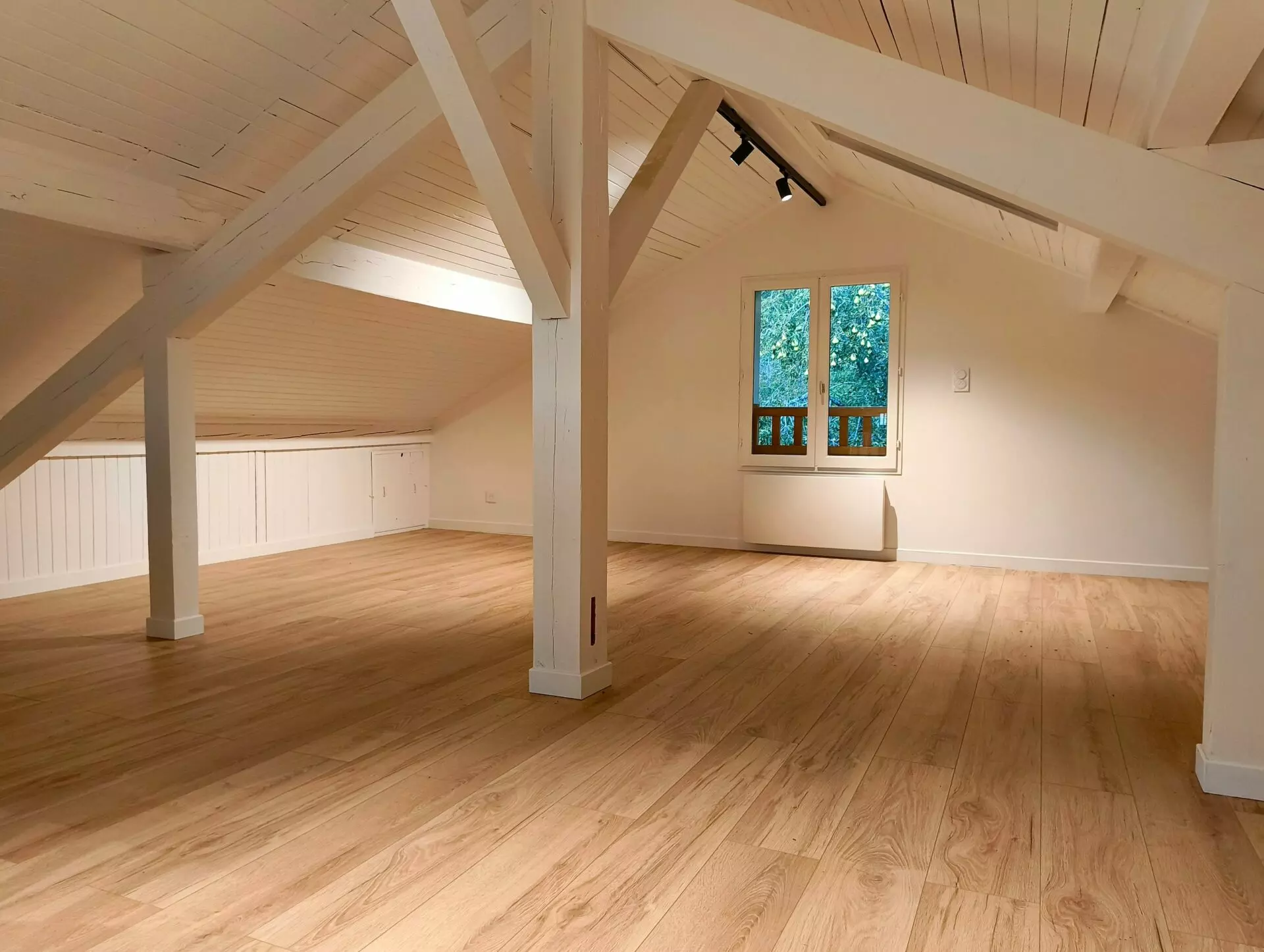 House Of 180 M² With Lake Views In Aiguebelette
