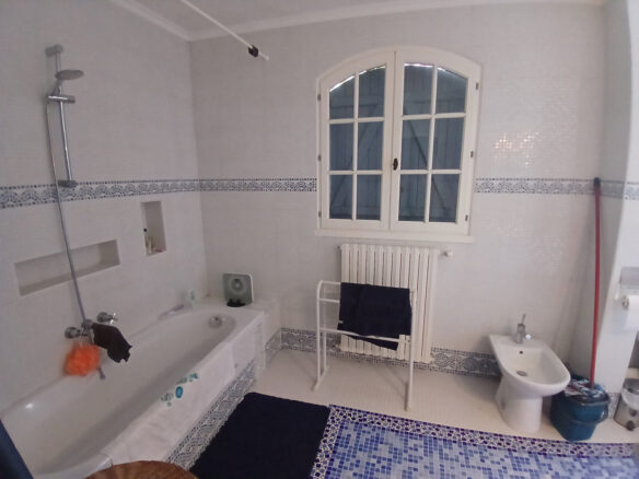 5-bedroom House In La Coquille, France (195 M²)