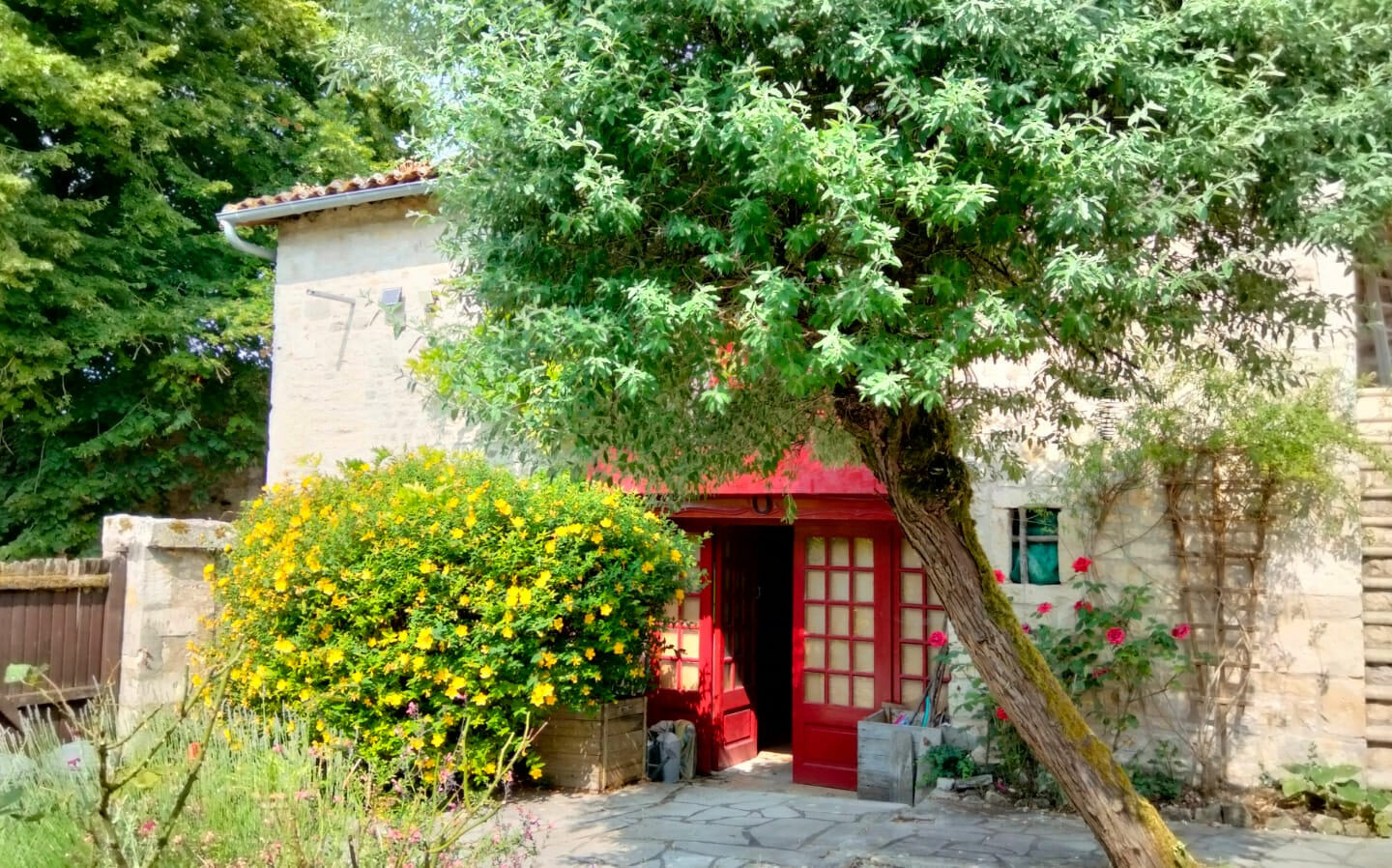 3-bedroom Village House In Salles-de-villefagnan, France (155 M²)