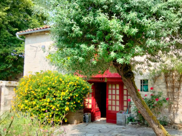 3-bedroom Village House In Salles-de-villefagnan, France (155 M²)