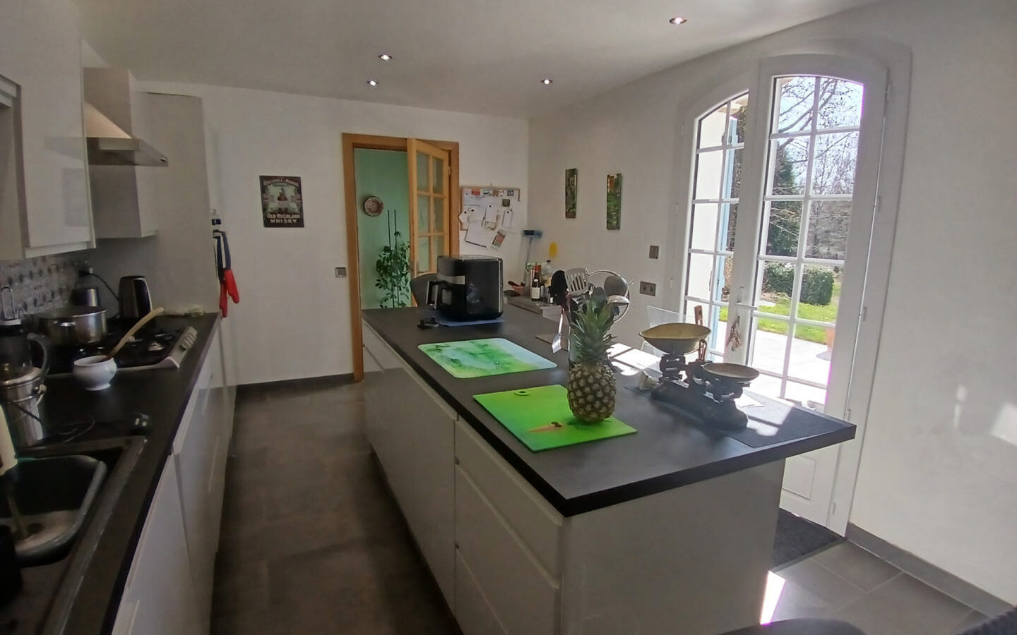 5-bedroom House In La Coquille, France (195 M²)