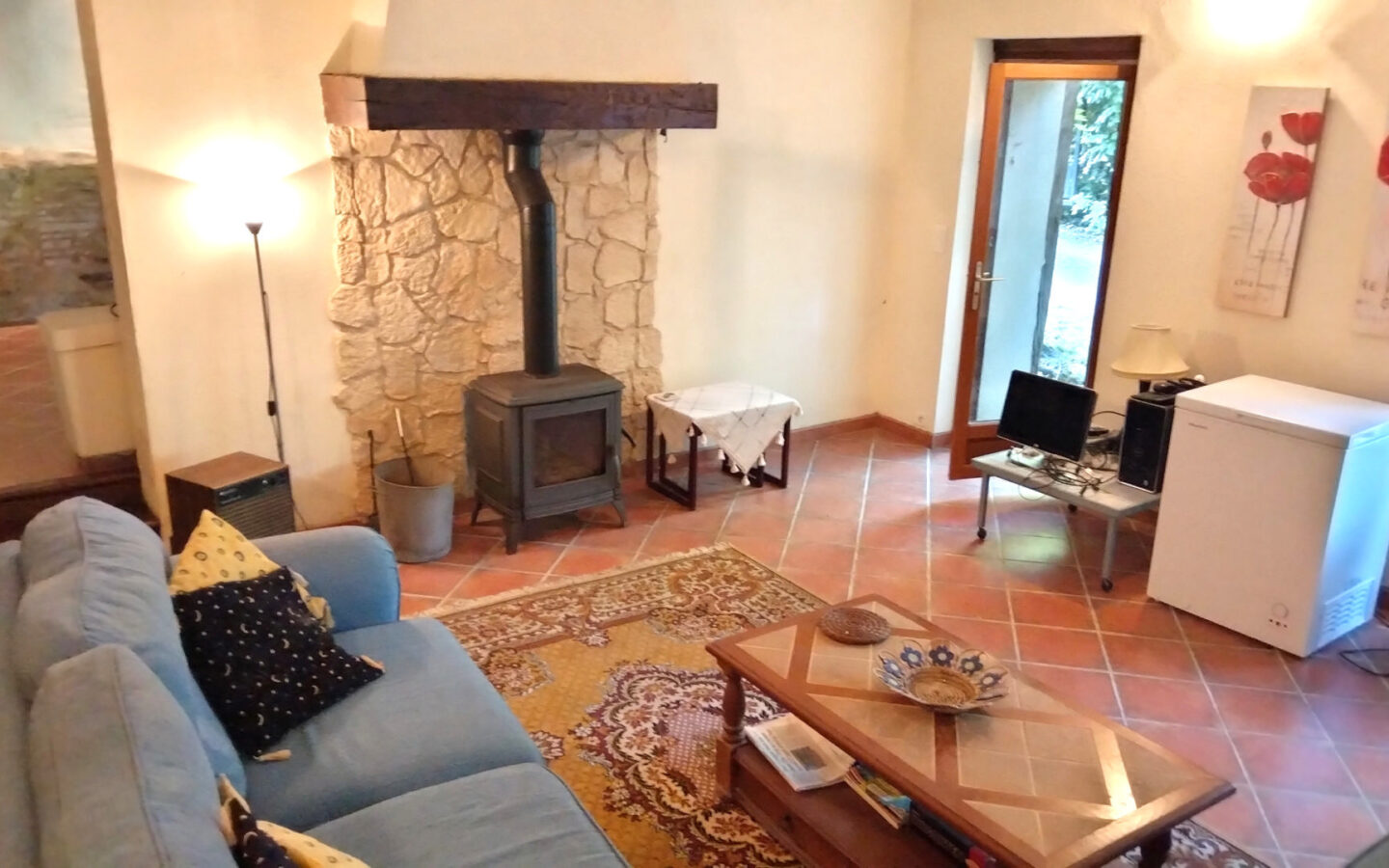 House Of 100 M² With 4 Beds, Riverside, Outbuildings, Views In Old Mill