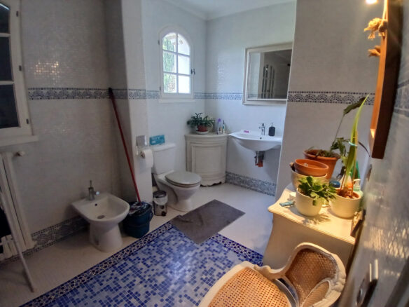 5-bedroom House In La Coquille, France (195 M²)