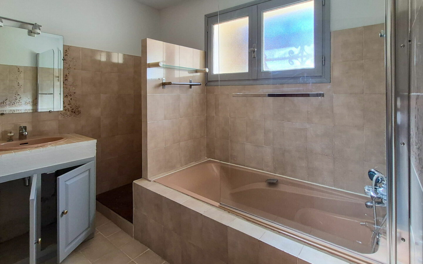 Spacious, Light-filled Five-bedroom Villa With Stunning Pyrenean Views