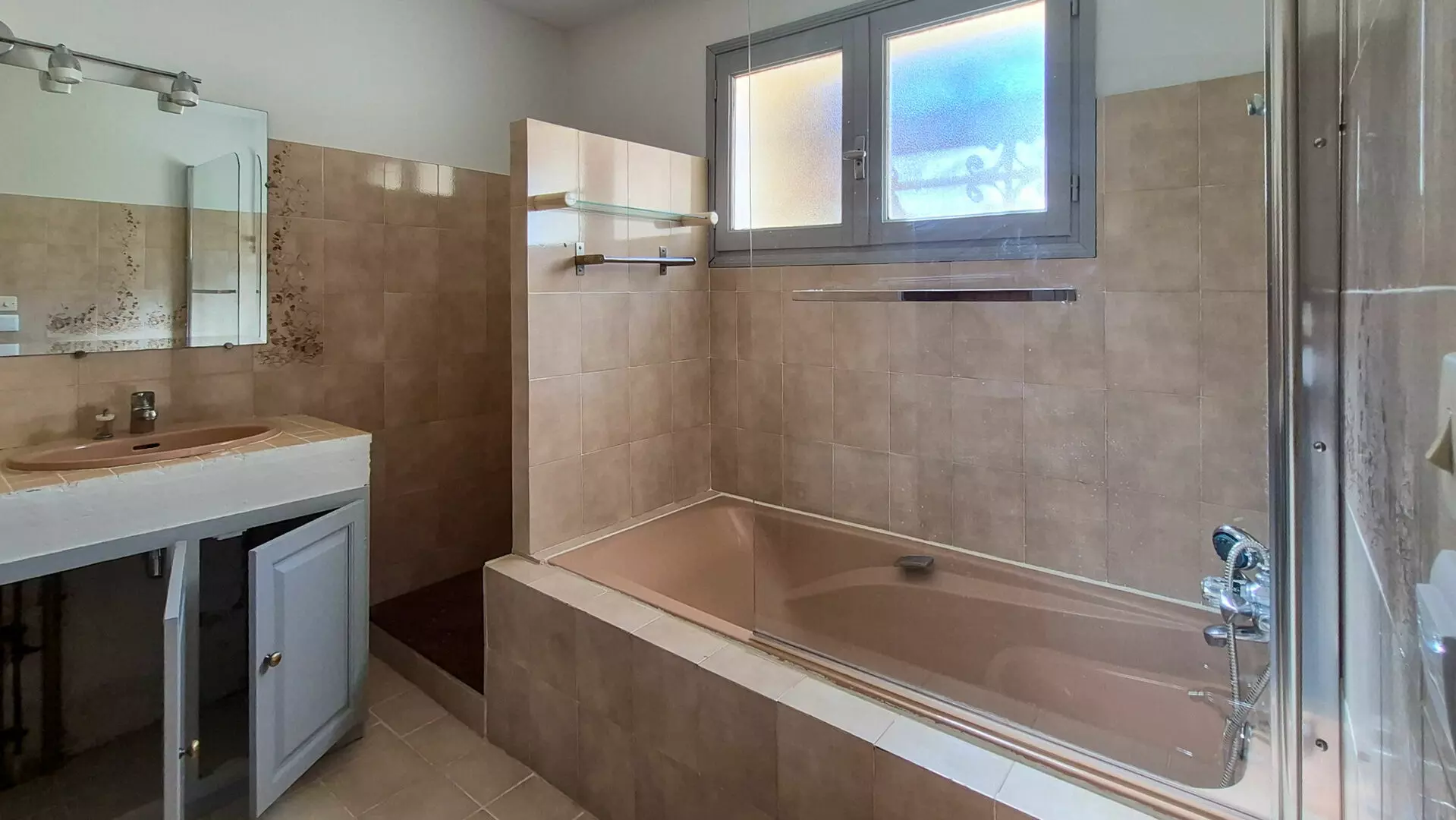 Spacious, Light-filled Five-bedroom Villa With Stunning Pyrenean Views