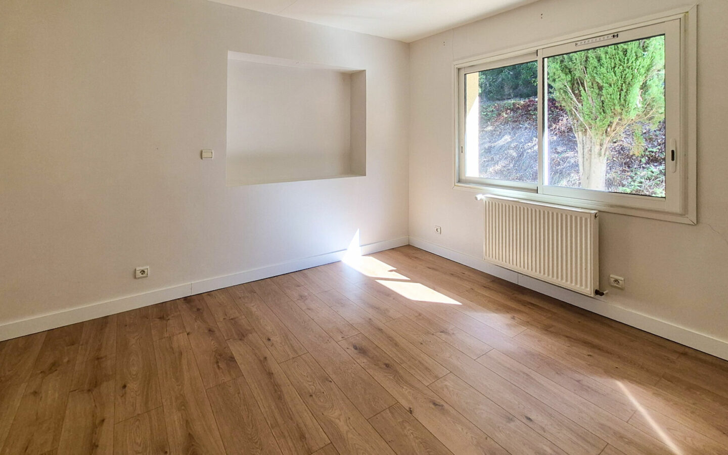 Spacious, Light-filled Five-bedroom Villa With Stunning Pyrenean Views