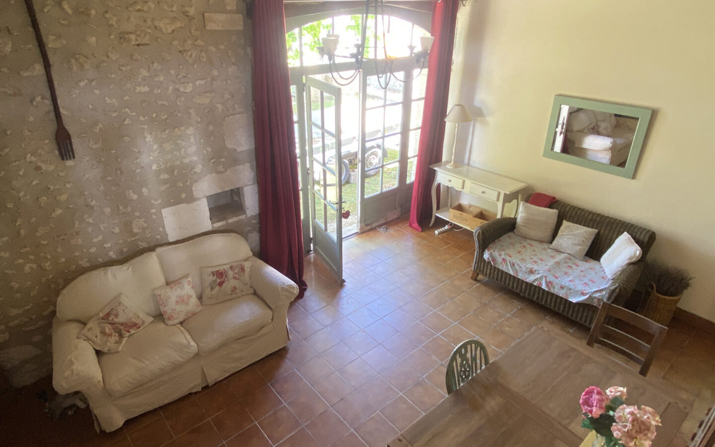 7-bedroom Country House In Saint-romain, France (300 M²)