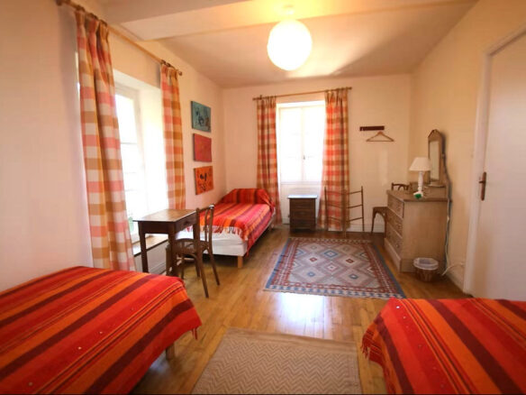 6-bedroom Mill In Nanteuil-en-vallee, France (294 M²)
